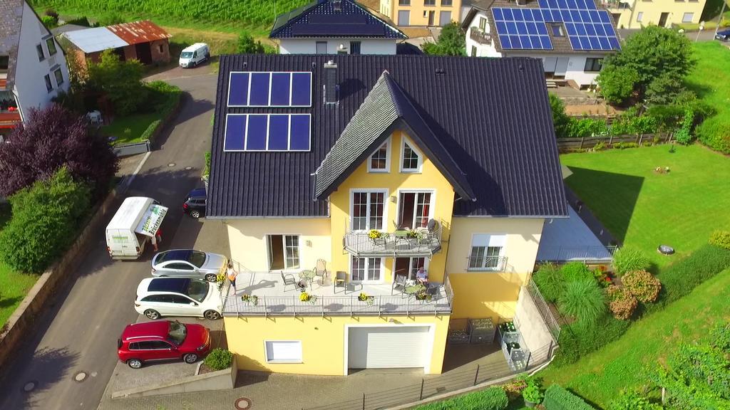 Wein- Und Gaestehaus Genetsch Лизер Екстериор снимка