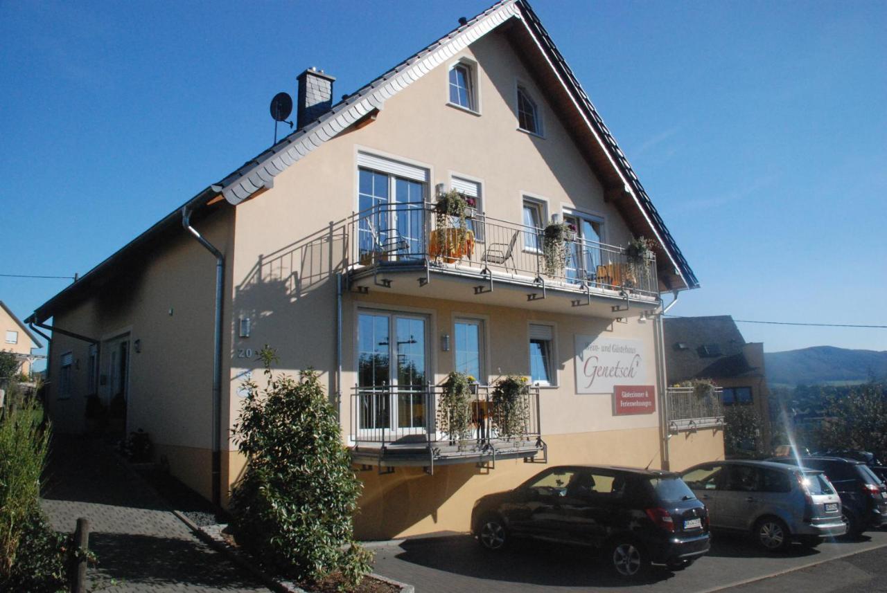 Wein- Und Gaestehaus Genetsch Лизер Екстериор снимка